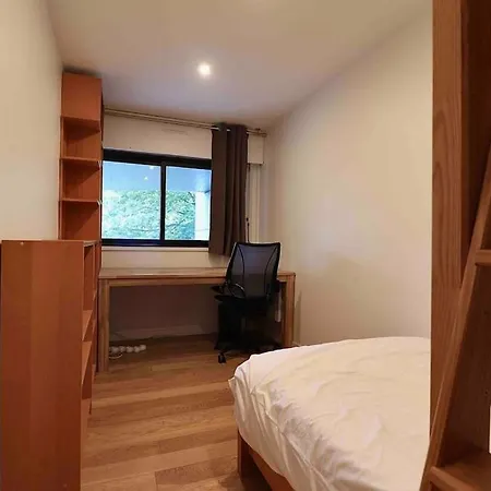 Central : 3 Pieces 58 M2 - Multi Services París